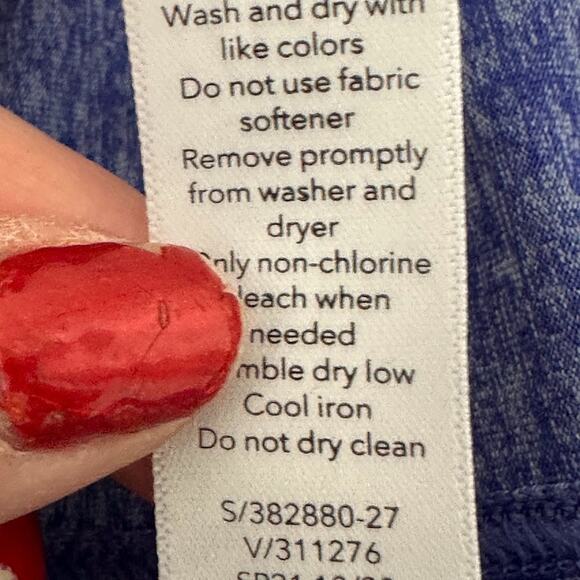 Athleta Uptempo Long Sleeve Top Blue Womens Size 2X Round Hem Athletic Stretch - Picture 9 of 10